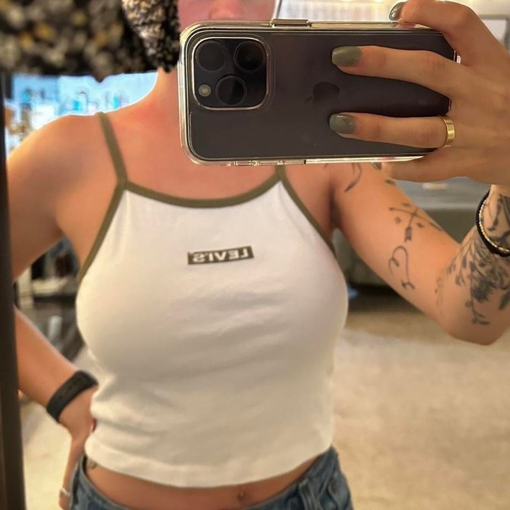 Levi's cropped tank